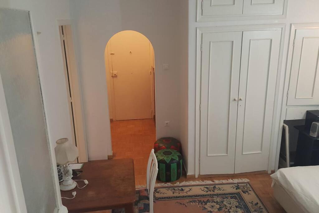 Central Studio Apartment Next To Plaka Athen Eksteriør bilde